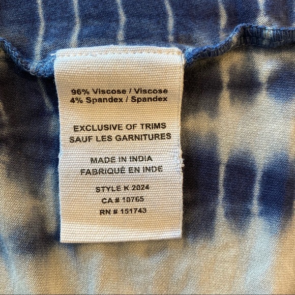 KOY RESORT BLUE BEACH TWIST BACK DRESS SIZE MEDIUM - Picture 7 of 9